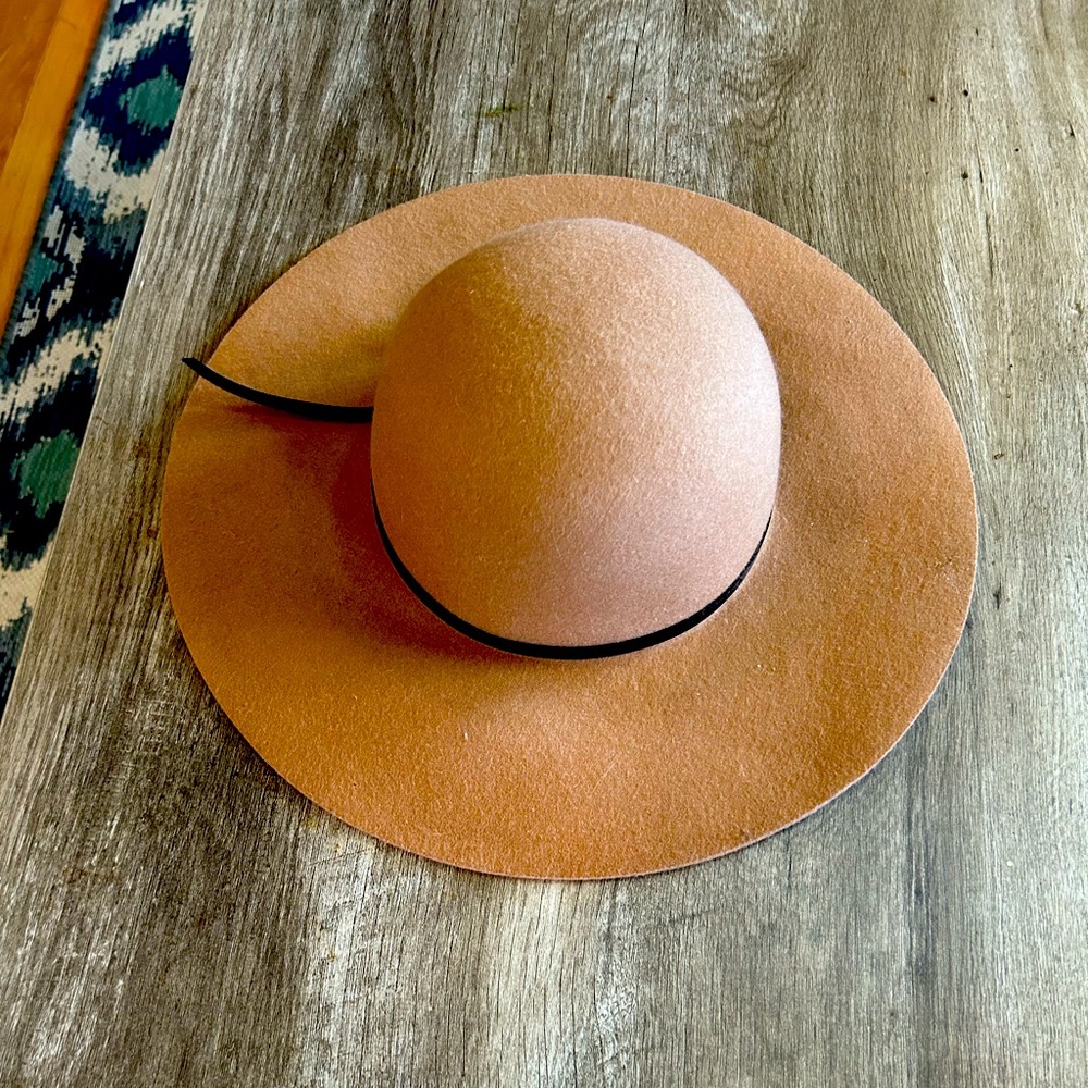 Womens BOHO hat small/medium